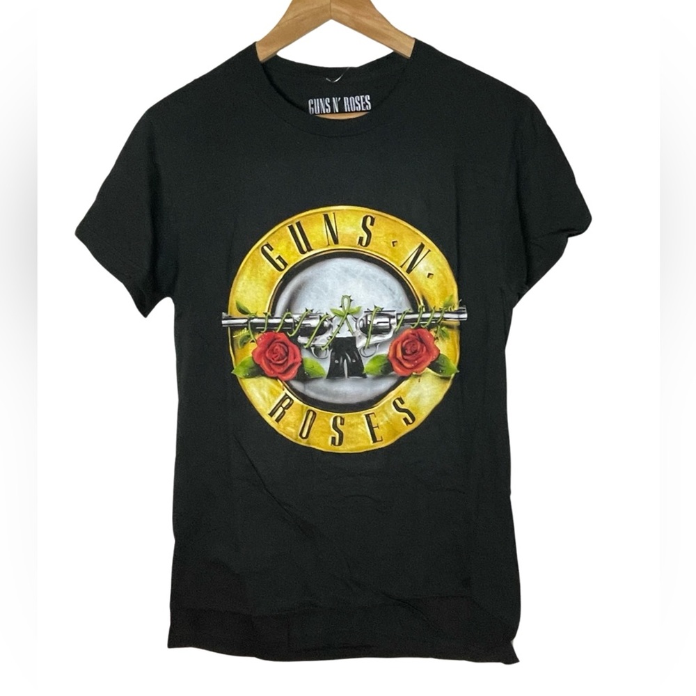 GUNS N ROSES Graphic T-Shirt.